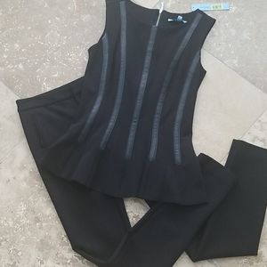 Antonio Melania outfit.